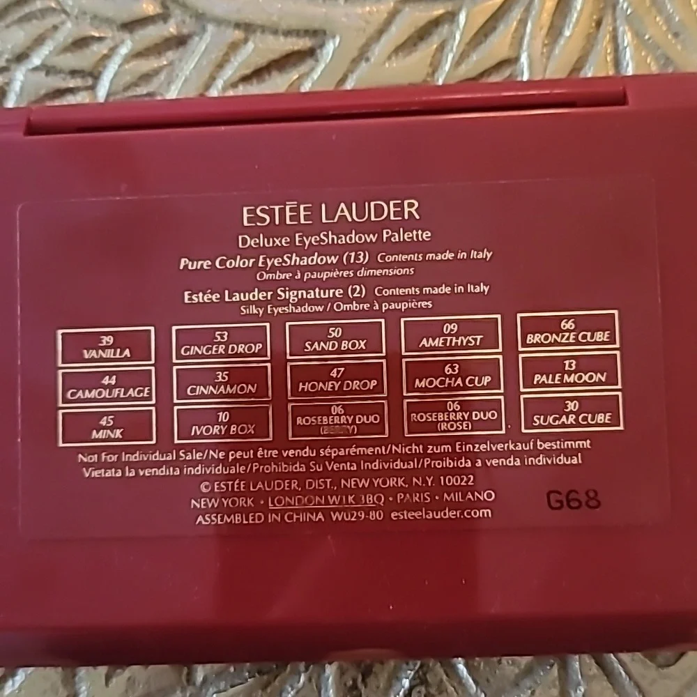 Estee Lauder Eyeshadow Deluxe Eyeshadow Palette - Multi-Color - Picture 4 of 4